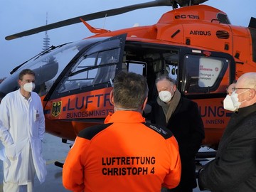 Gespräch mit dem Team der Luftrettung Christoph 4 an der MHH (Januar 2022)