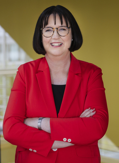 Portrait der Staatssekretärin Veronika Dicke