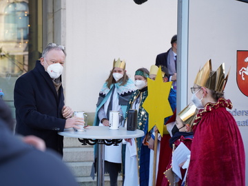 Sternsinger des Bistums Osnabrück vor der Staatskanzlei (Januar 2022)