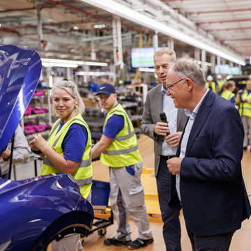 Ministerpräsident Stephan Weil besucht das VW -Werk in Emden im Rahmen seiner Sommerreise 2022 (Juli 2022)